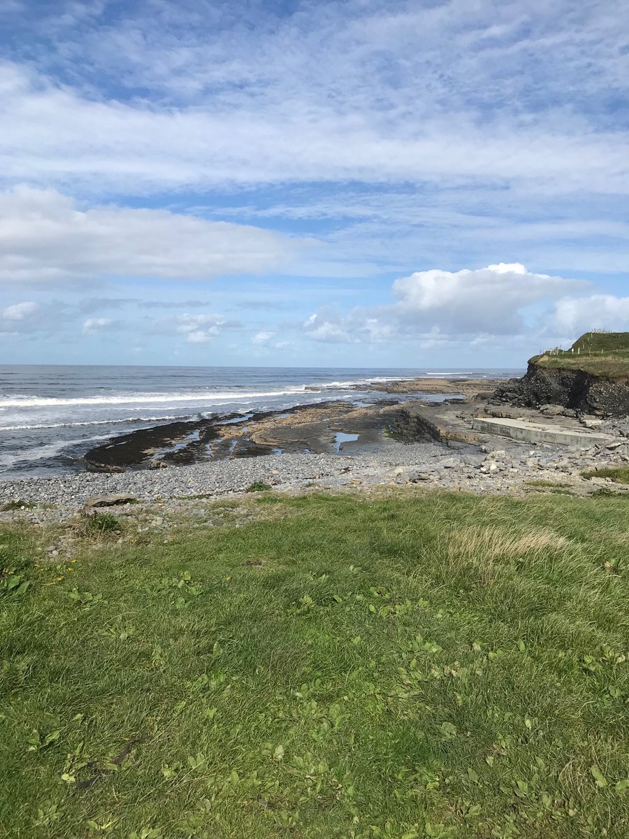 Horkyd's tweet photo. Enniscrone co Sligo at its best today https://t.co/n8xis3bUFJ