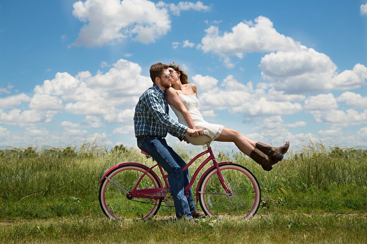 yreintegration's tweet photo. What is the nature of #RomanticLove? You'll be surprised at the answer!
Check out the #ReintegrationBlog at https://t.co/SWZGjPCTgU
#Love #TrueNatureOfRomanticLove #Romance #InnerBeing #InnerPolarities #MergingInnerPolarities #Consciousness #Relationships #PersonalTransformation https://t.co/ECf70BhbRm