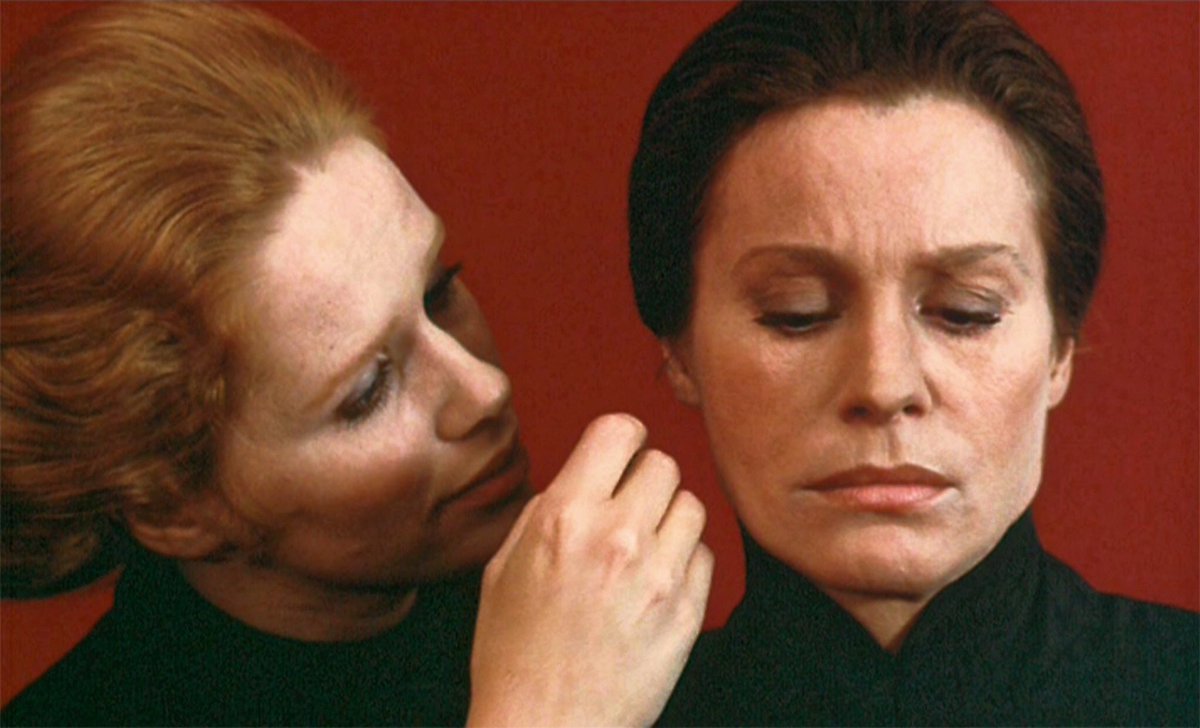 Résultat de recherche d'images pour "cris et chuchotements bergman photos"