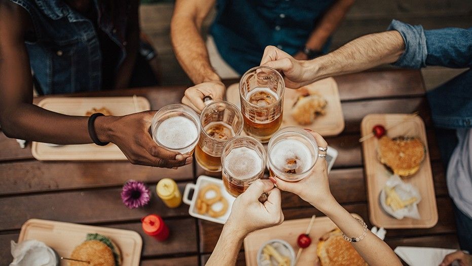 NFusionivxp's tweet photo. Scientists say, no level of #alcohol consumption is healthy. https://t.co/Yj0eEJdgED https://t.co/YMm37iXsXZ