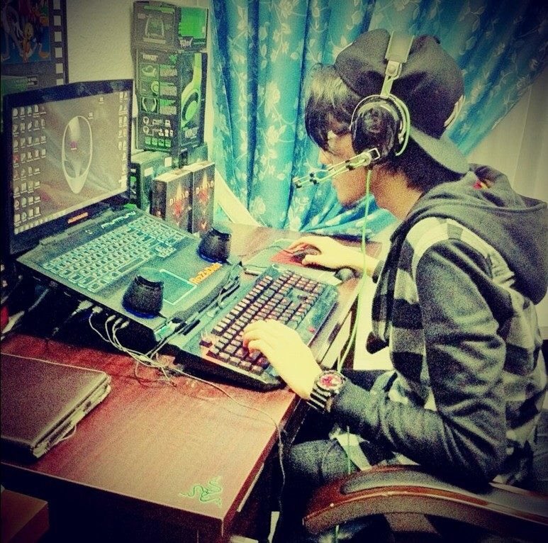 MuhdRezza1's tweet photo. Dulu vs Sekarang. 🏆 https://t.co/wWkQVXrLEs