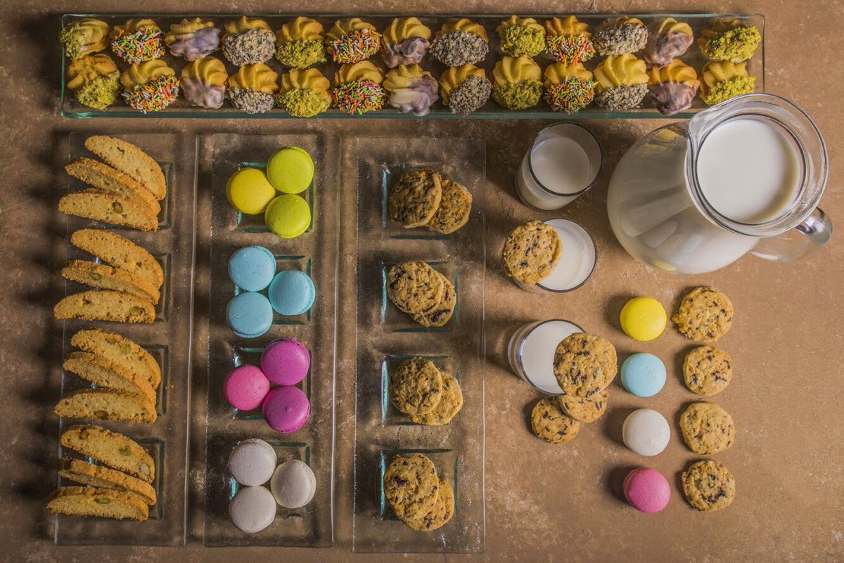 Ramses_Hilton's tweet photo. We make coffee breaks colorful! With our #MeetingsSimplified range of break-time bites you can choose from sweet offerings, exotic Indian delicacies or healthy delights. Meanwhile #GetOneBetter - reserve for ten people and get one free. https://t.co/2wR03hPXLI