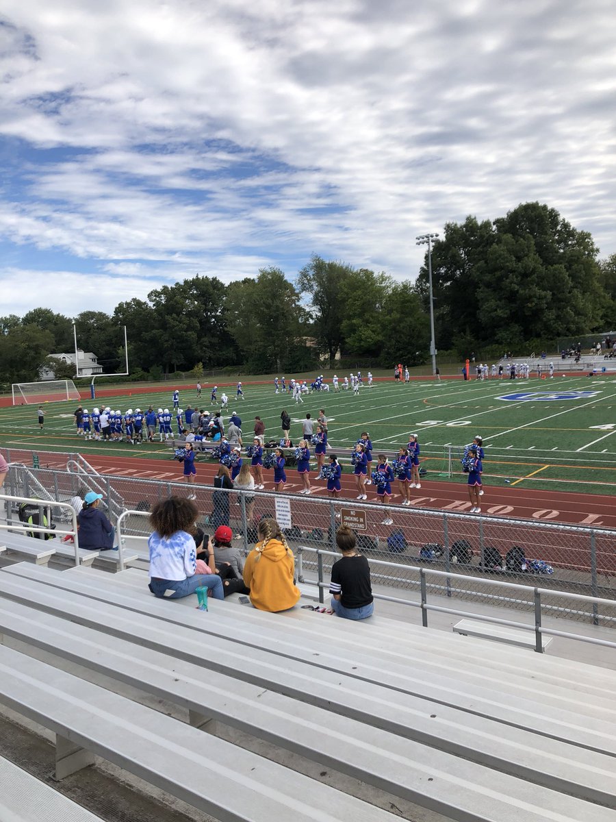 Gburycheer's tweet photo. Beautiful day for a JV Game!☀️ https://t.co/Pw0iv8hCwl