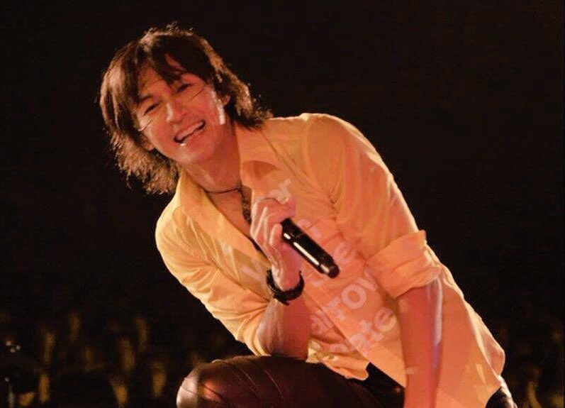 考 志 稲葉さんの笑顔がありえんくらいに好きこの笑顔をいつまでも拝んでいたい 稲葉浩志誕生祭18 T Co Pagkryuzuf Twitter