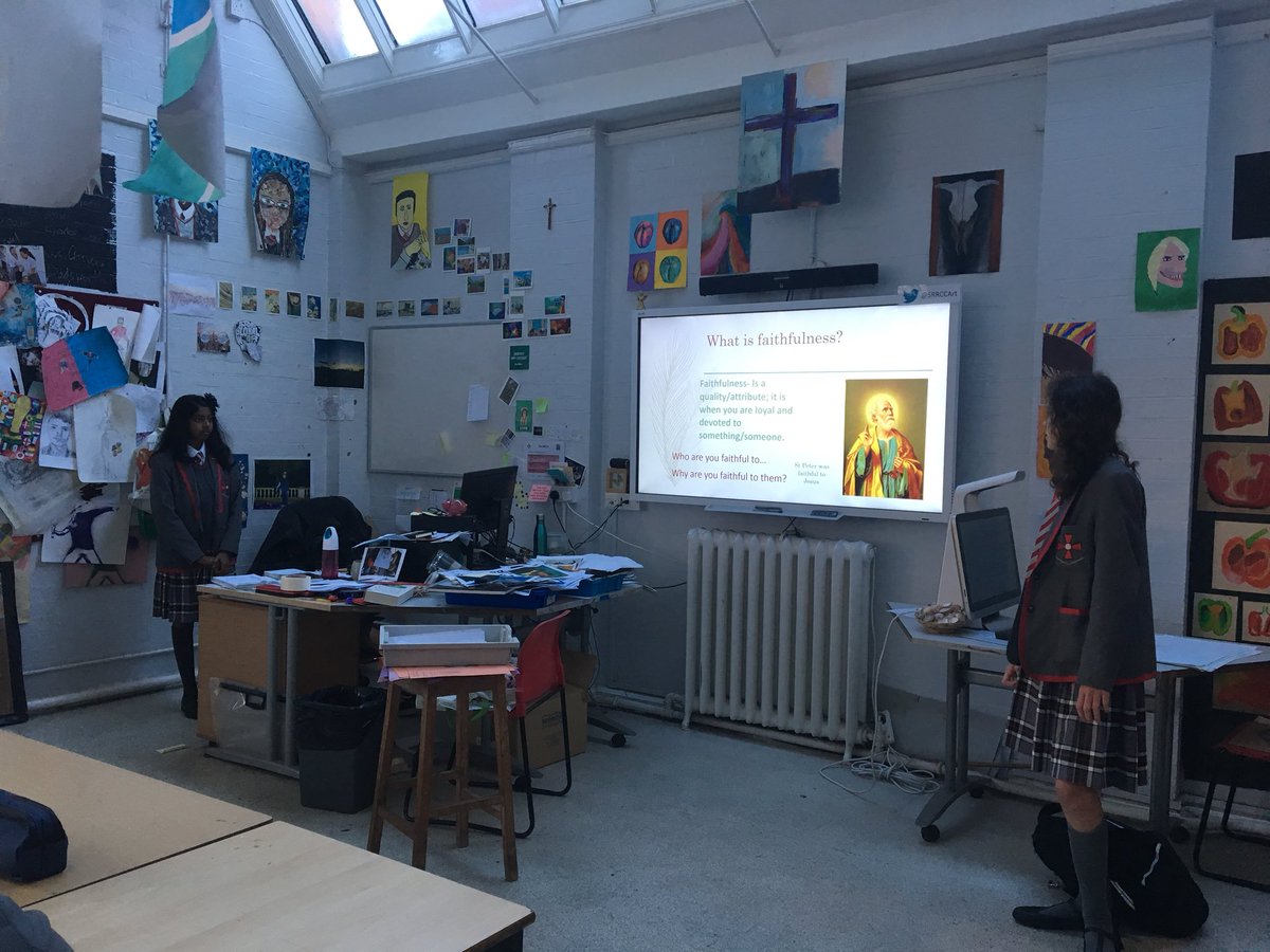 SRRCC_English's tweet photo. Year 9 ‘Theme of the Week’ presentations in full swing!! 🌟 https://t.co/LdAlheAp0o