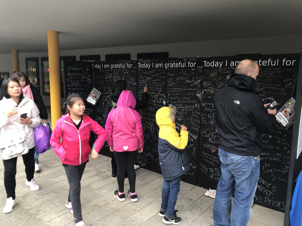 GMatouskova's tweet photo. @CoventryUniNews @covcampus #communityday part of @ImagineerUK festival 2018 - only little bits of room left on @HOPE4TC #gratitudewall @ccchangemakers @CUSocEnt #175coventry #thisiscoventry #communityart https://t.co/MW5A5bamzy