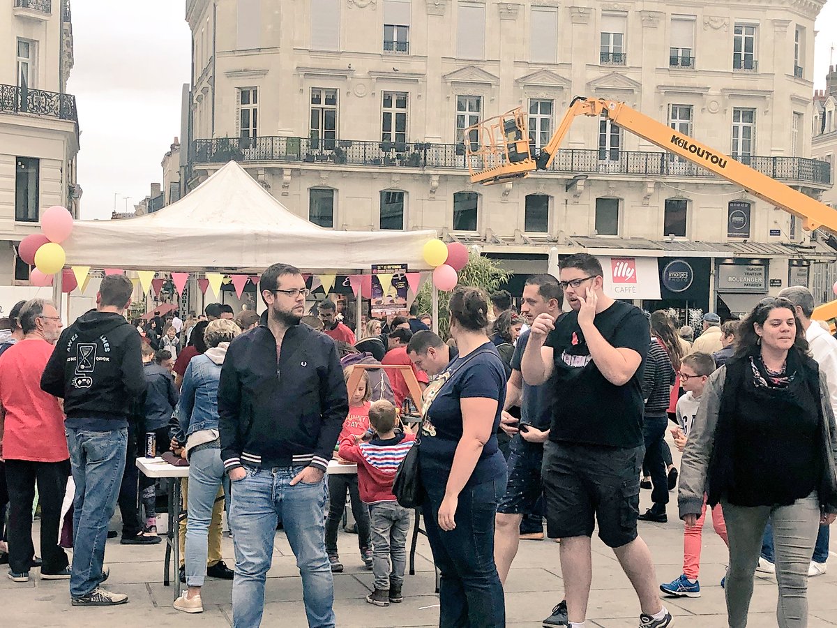 CarolineFel's tweet photo. À ne pas manquer jusqu’à ce soir @Angers : la #Fête du jeu => en famille, entre amis, pour le bonheur des petits et des grands 😄🌟 Place du Ralliement et salons Curnonsky. https://t.co/98uJC4pKcU