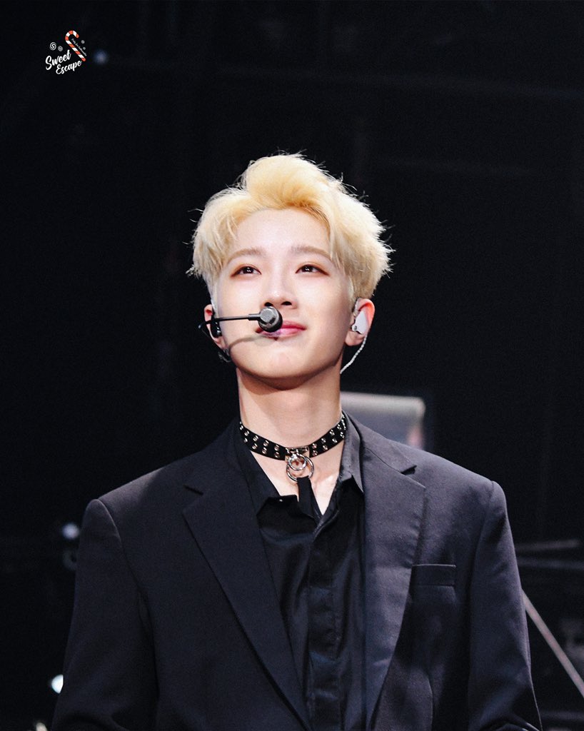 SweetEscape0923's tweet photo. Always be with you 
Forever and ever 

Happy birthday to my little prince❤️
#HAPPY_KUANLIN_DAY 
#관린아_생일축하해 https://t.co/uHODIkJ1zt