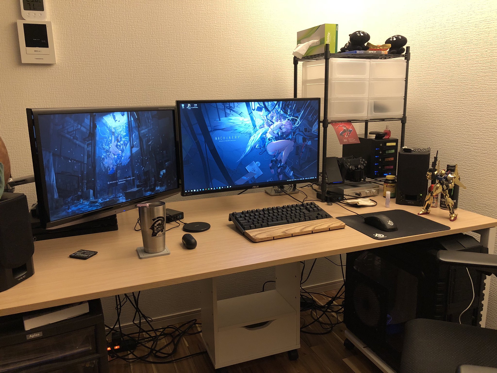 フジワラ No Twitter ガジェットが多くなってきたのでpc周りのレイアウト少し変更 お前らのpcデスク周り晒していけ フジワラ No Twitter ガジェットが多くなってきたのでpc周りのレイアウト少し変更 お前らのpcデスク周り晒していけ