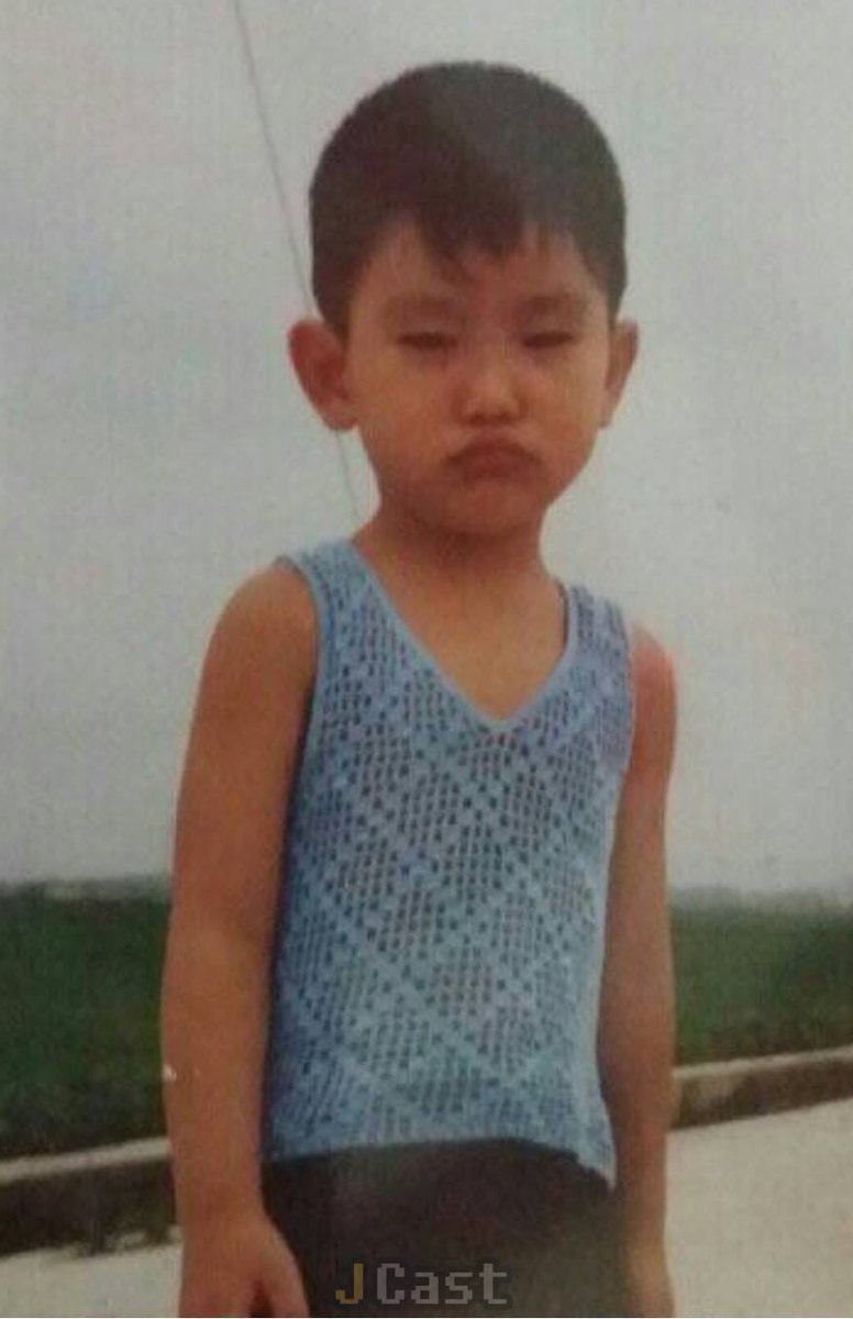 sakmdibs's tweet photo. 🎂 Happy birthday Jinyoung 
ขออวยพรให้คุณชายปาร์คสุดที่รักมีความสุข สุขภาพแข็งแรง อยู่กับกัซและอากาเซ่ไปนานๆน่ะค่ะ และที่สำคัญ
อยู่เป็นกำลังให้หนู. รักพี่น้าา รักที่สุดดดด. จุ๊บ!! รักมากกไม่พูดเยอะเจ็บคอ!!   🍑🎉

#got7  #jinyoung #MyYouthJinyoungDay https://t.co/Rsnmpzo4rN