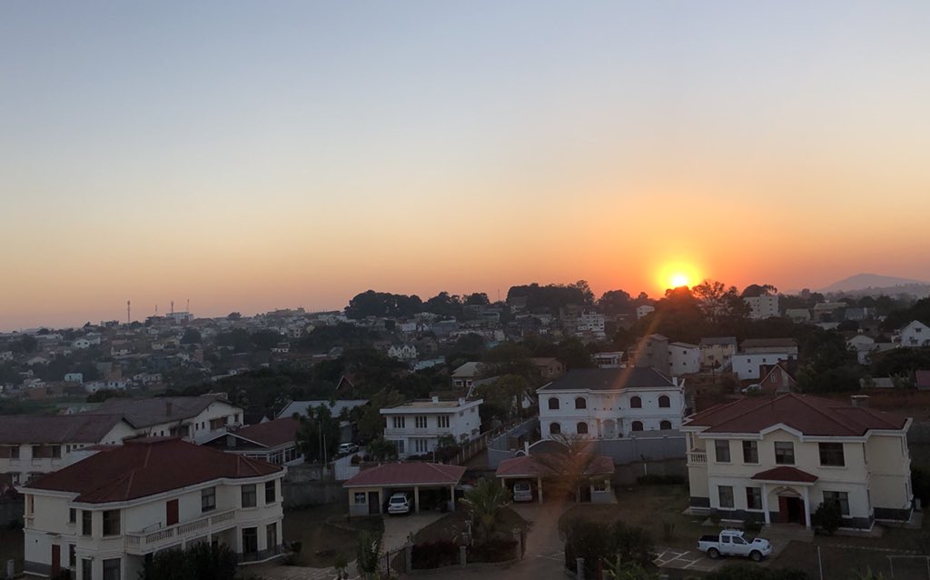 DrAhmedKalebi's tweet photo. #Sunset in Antananarivo Madagascar ahead of the East African British School of Pathology #EABSofP by this Sunday Pre-conference to #APECSA2018 Biennial #Pathology Congress at L'Hotel Paon d'Or with @LukandeRobert @EOWalong et al
๐https://t.co/WBxz5vFGwD
๐ฌhttps://t.co/GXNF2IPwhr https://t.co/kBnrN4QCQd