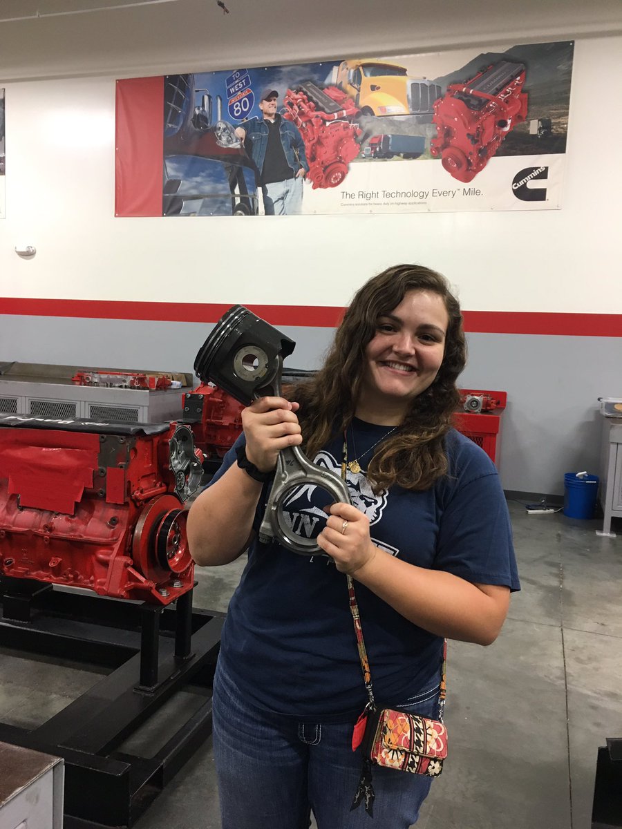 Hey <a href="/jce122/">John Ewing</a> I found a new piston to put on my keychain! #AEE350 #UniversalTechnicalInstitute