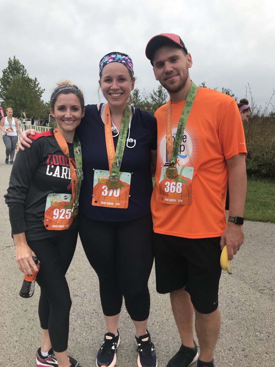 jenlynn2015's tweet photo. Awesome race this morning! Norton’s Pumpkin 10k 2nd leg of the #FallRunathon next up @UrbanBourbonHM #UBHM 🎃🏃🏼♀️ https://t.co/XGde9vwkhO
