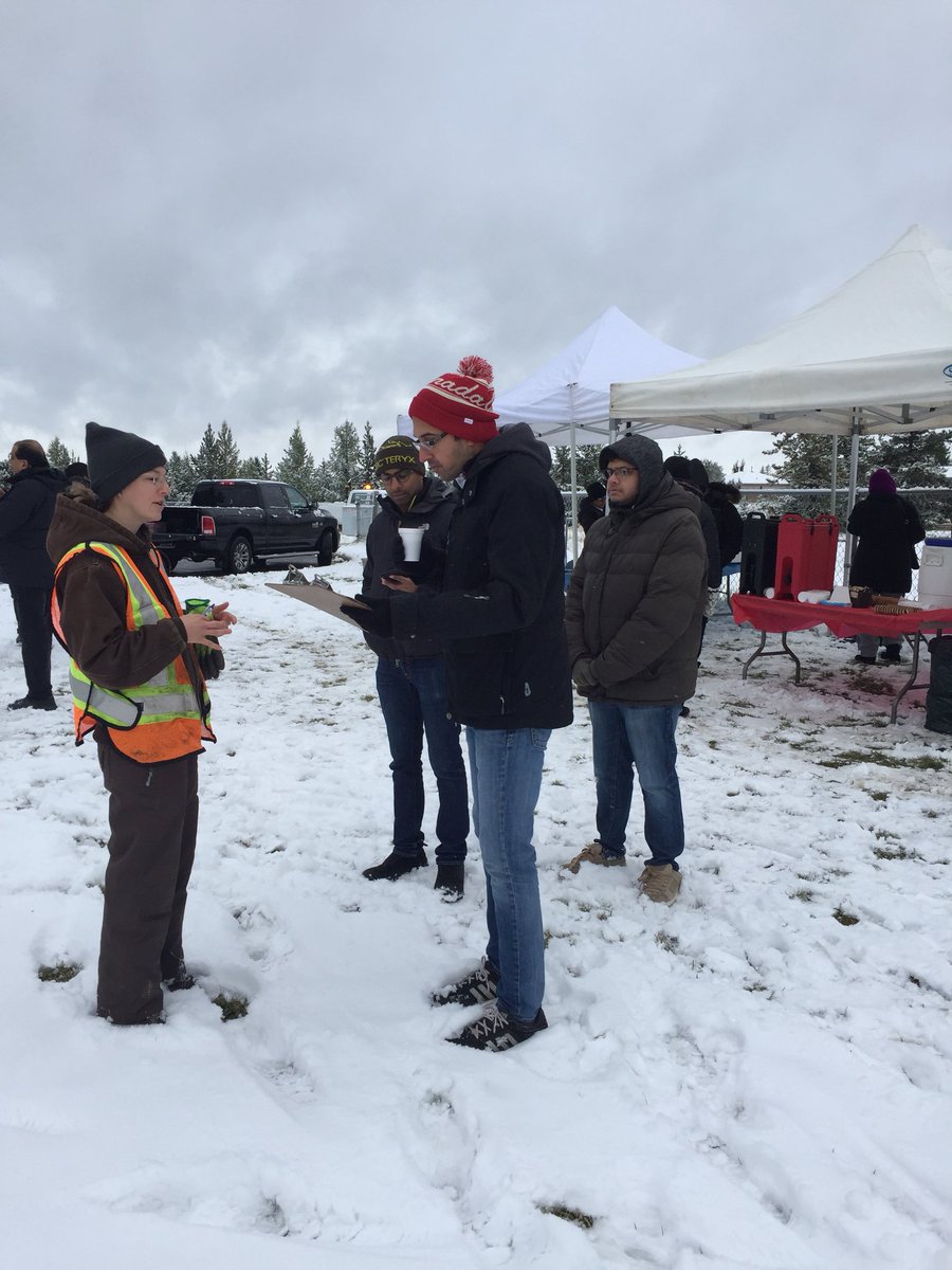 aliyashariff07's tweet image. It’s a cold -1 here in Edmonton as we prep for tree planting! #IsmailiCIVIC #yeg #rootfortrees