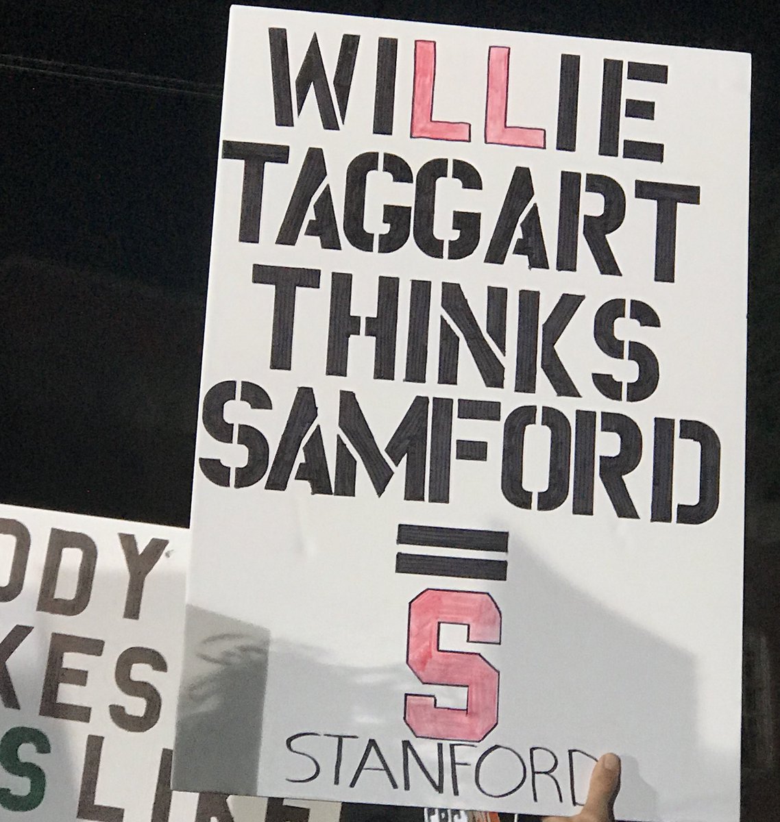 CollegeGameDay's tweet photo. So much shade https://t.co/6VPfESkzio