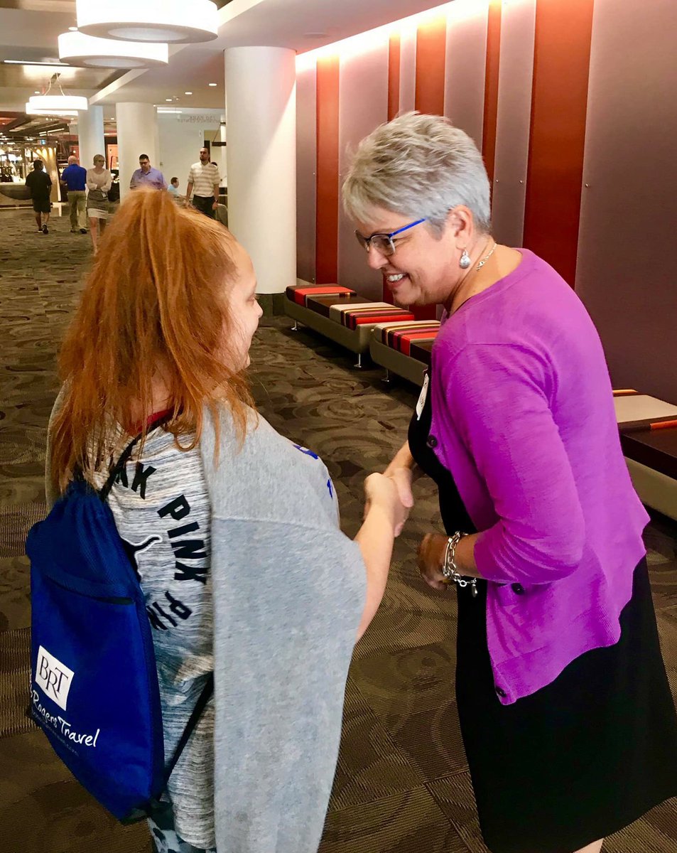 iJAGRocks's tweet photo. iJAG and Principal Financial Group are forces of nature! This week our Perry High School Program students toured, job shadowed AND heard from iJAG Principal internship alumni about all the great things happening at PFG. Thank Principal Financial Group! #iJAGRocks https://t.co/EyfyIJaF8i