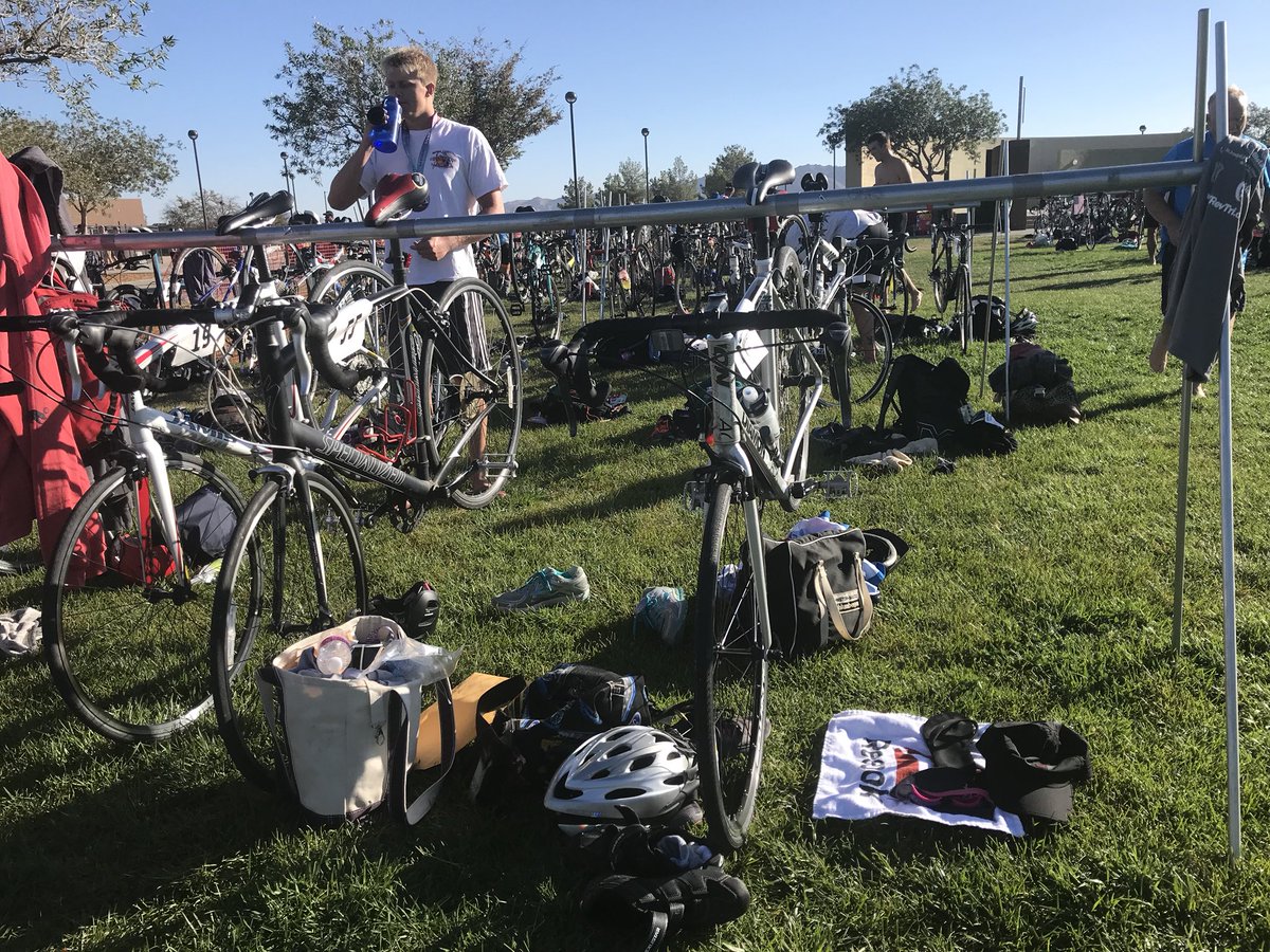 ReadyAV's tweet photo. @AVFPD &amp; @ReadyAV ECS ham radio operators handling communications for the annual @AppleValleyCA Reverse Triathlon. Great job team!! https://t.co/cZSok93A0O