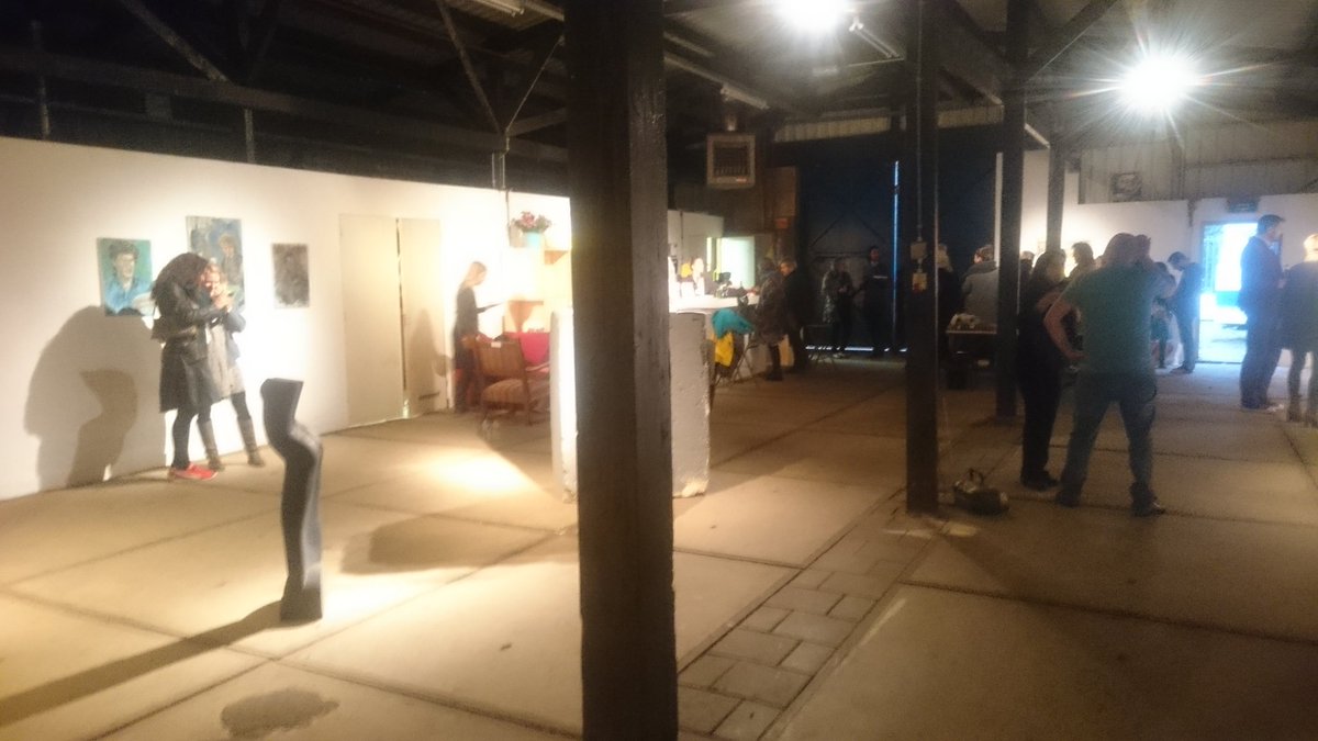 Ach, een beetje regen...het is morgen mooi weer Kunstroute Leiden! Met Liquid Society,  een nieuwe Kunst Hot spot aan de Hoge Morsweg. Een omfietsroute waard'
<a href="/KRLeiden/">Kunstroute Leiden</a> #liquidsocietyleiden