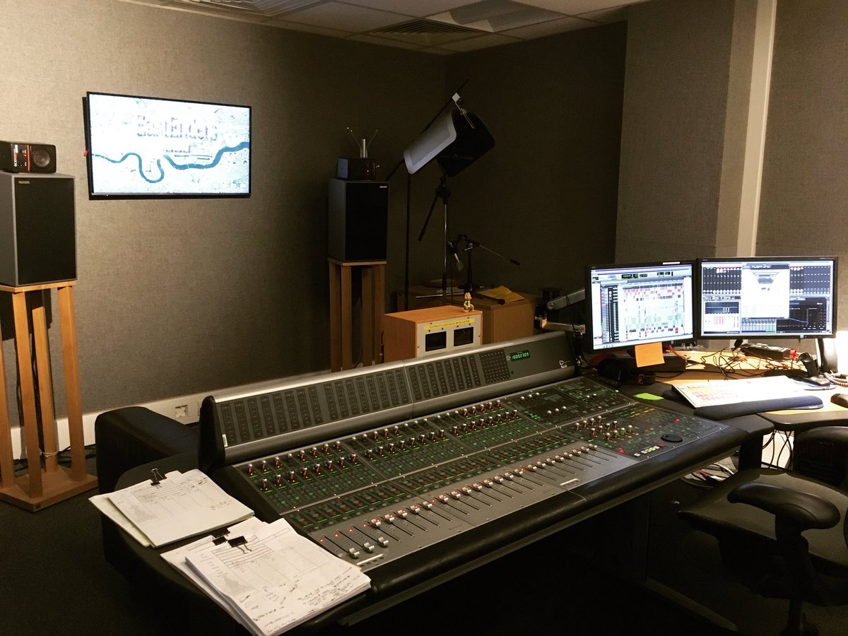 LJstudios_ltd's tweet image. Finishing up my latest mix for #EastEnders. Some good stories coming up! How have you spent your Saturday? ————————————@bbceastenders @BBC #bbcelstree #dcommand @AvidProTools #protools #soundstudio #dubbingmixer #mixing #studio #mixingdesk #audiopostproduction #sound #audio