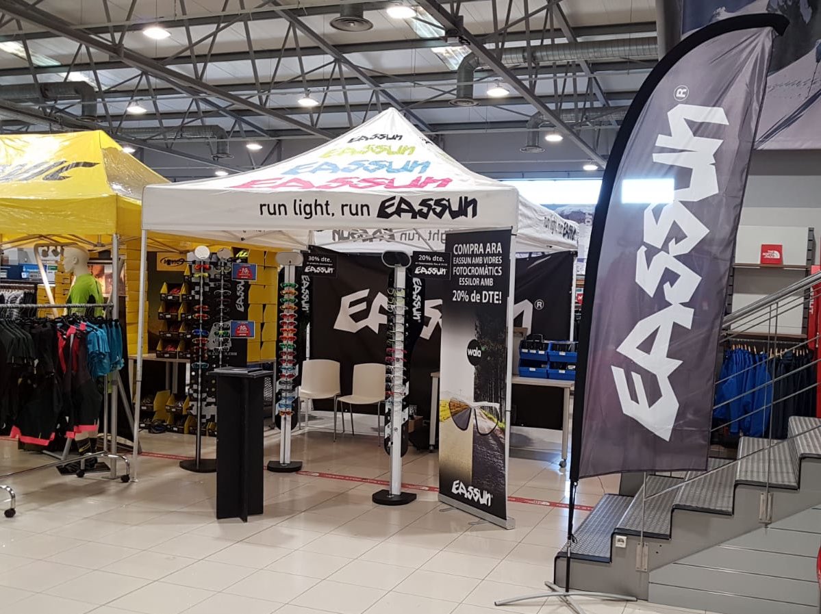Si estás en Lleida, aprovecha y pasa por la Feria del Ciclismo de <a href="/WalaEsports/">Wala</a>. Conoce nuestra gama de productos de la mano de un experto de Eassun. #Eassun #RideLight