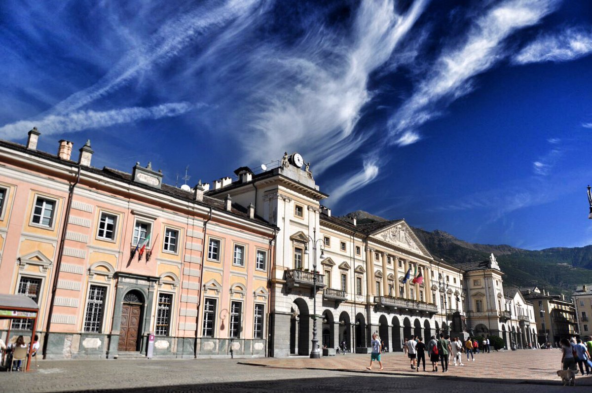 CiaoLapo's tweet photo. Dialogues on Perinatal Care today in Aosta. With @ClaudiaRavaldi and @AlfVann. Promoting bereavement care, stillbirth support and clinical care guidelines, according to @ISAStillbirth model - Live on Facebook: https://t.co/N3mfC8sQ9a https://t.co/12Vw572LSM