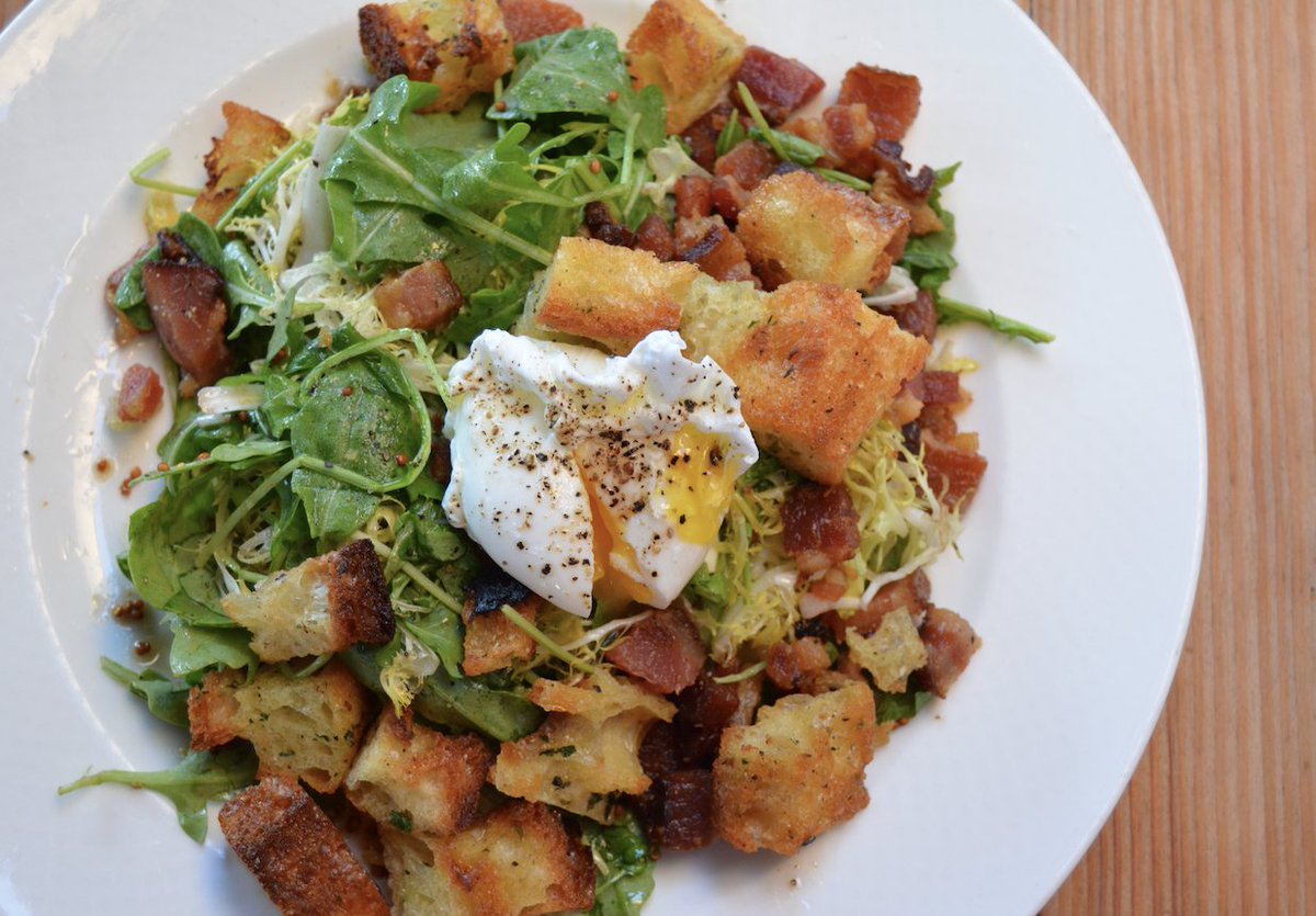 chefinthehat's tweet photo. Ordered a salad. Added bacon and a poached egg on top. Still healthy because its a salad, right? 🥗🤷🏻‍♀️
#LUCSeattle #ChefintheHat https://t.co/QqtAG6db3m