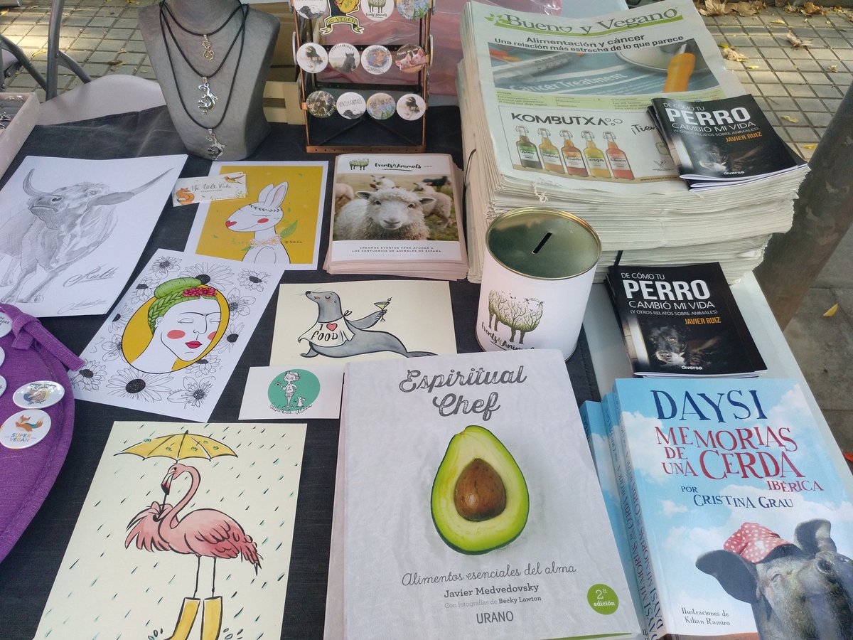 Events4Animals's tweet photo. 🙋🏻♀💁🏻♂Estamos en la Segunda #NaturVegIgualada‼️
En nuestro stand solidario de #Events4Animals, con muchas cosas chulas, para recaudar fondos y así poder preparar futuros eventos benéficos a favor de los Santuarios de Animales.
😊Ven y
#AyúdanosAAyudarles 🐭🐷🐥🐮 https://t.co/ZSWciBtQDH