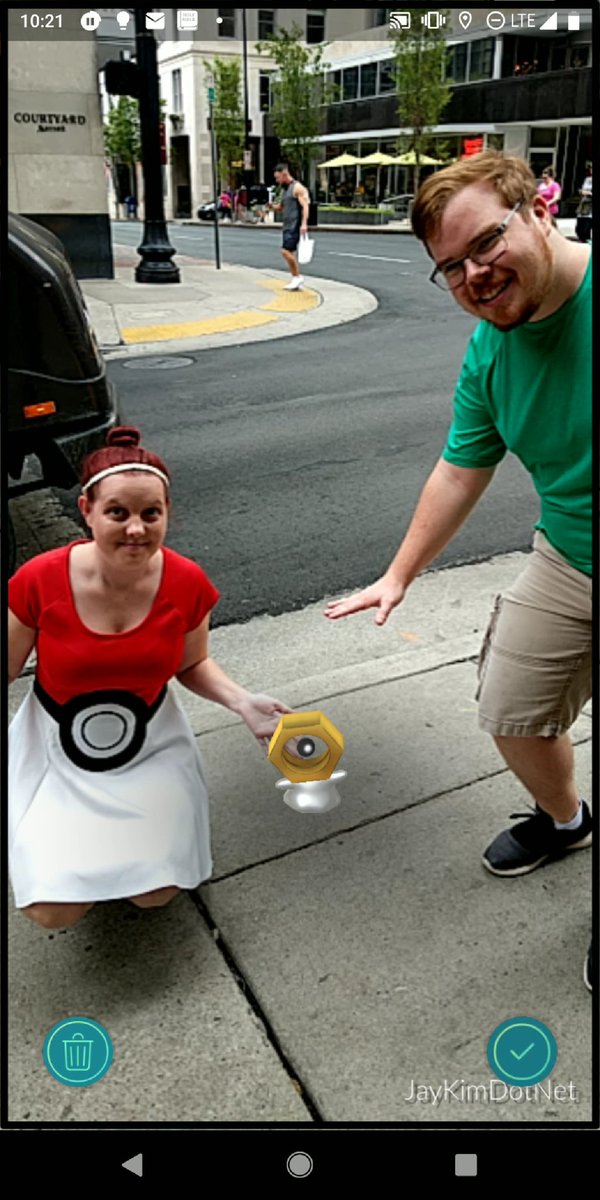 jaykimdotnet's tweet photo. We found a thing! @Lady_Brittany_ #ItsMichael! https://t.co/xbhN6BSgqV