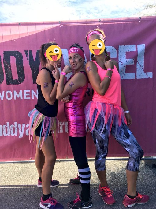 Voici une photo quelques minutes avant le d&eacute;part 😜 https://t.co/vlIrBgrjzU<a href="/tag/goodnight_kiss"class="tags"><span>#goodnight_kiss</span></a>