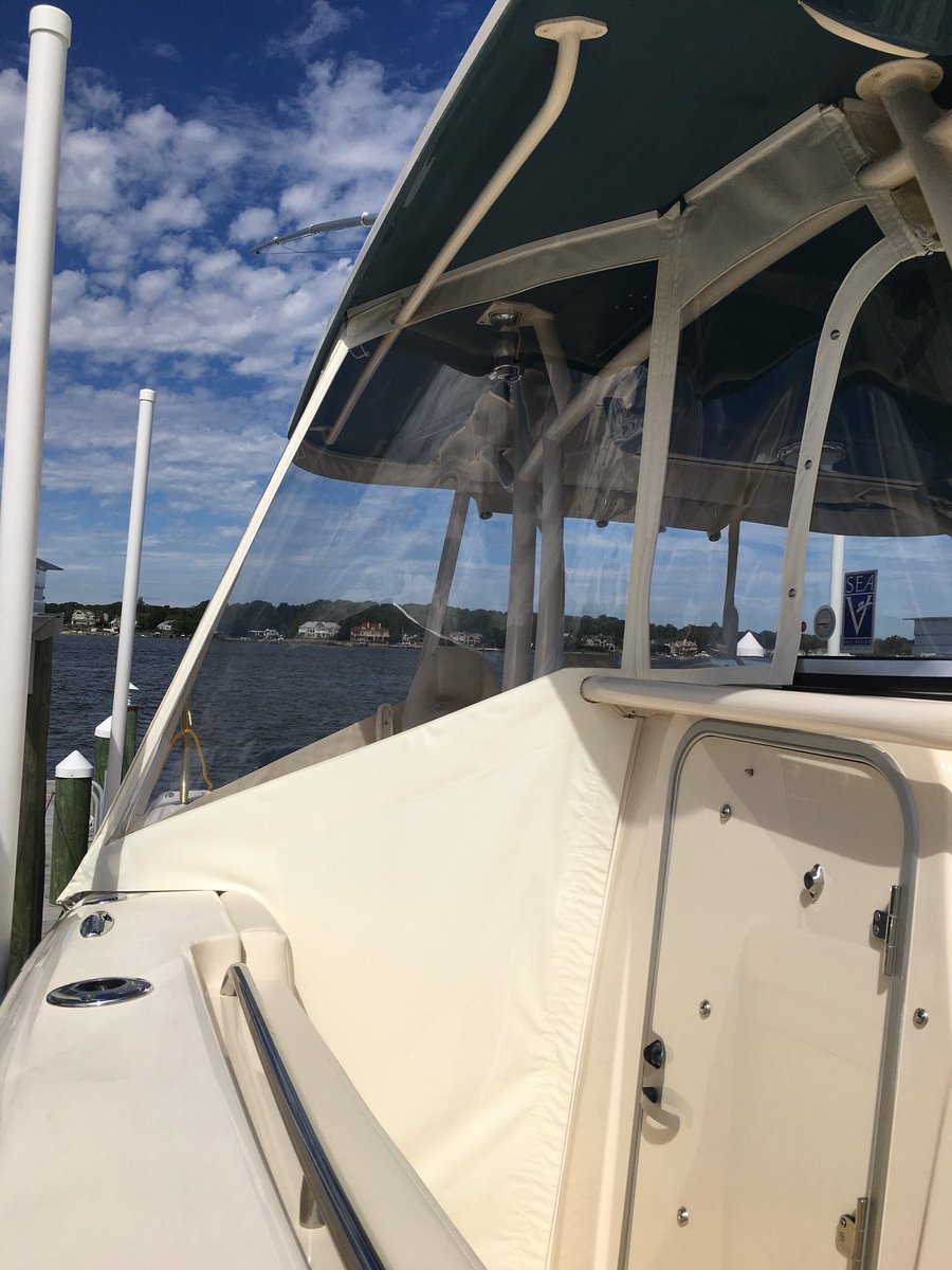 GioiaSails's tweet photo. 2018 Grad White 4 sided enclosure design by DonnieGioia #smokenhot #awesomedesign #gioiafamily #enclosuredesign #hitthetarget #Bullseye #pointpleasantbeach #makingmagichappen #centerconsole @garyvee @DavidNeagle @tailopez https://t.co/hTS2zzMGU9