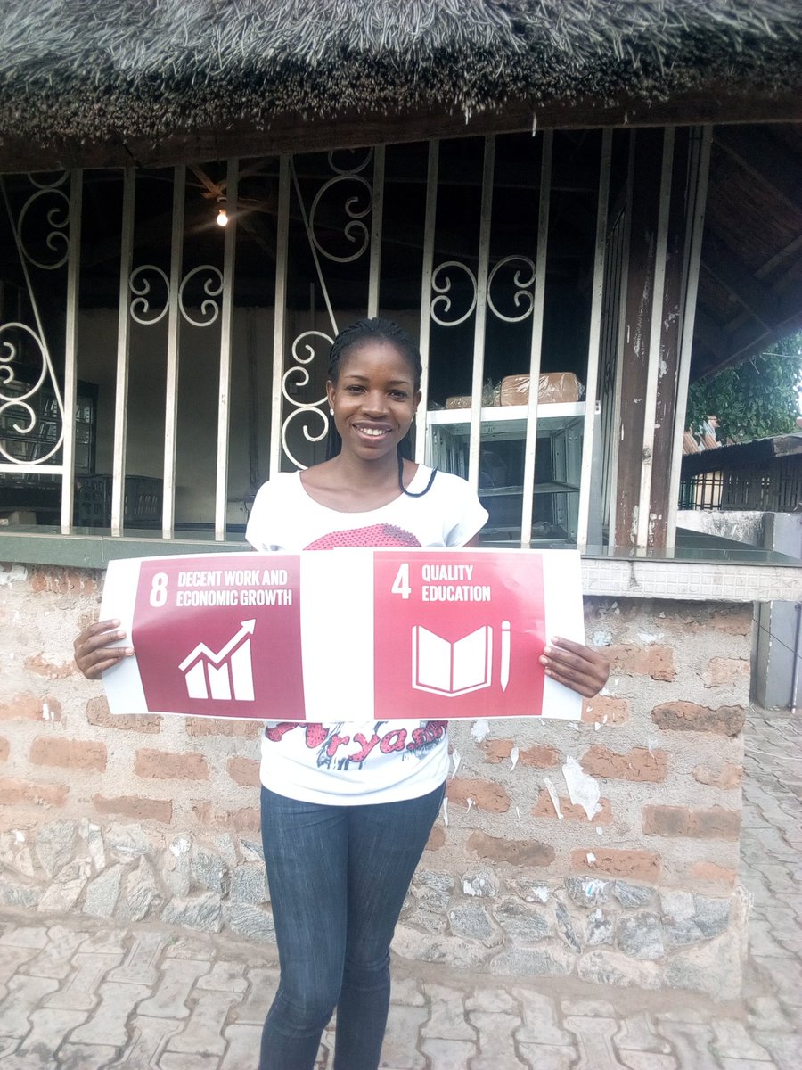 Cathyyang13's tweet photo. #YouthHookUpMakurdi with @DevTrainNg amazing people. 
Today I told my SDG story and took a global action towards the SDGs.
#Act4SDGs #BenuePple #SDGs #GlobalDayOfAction #GDA 
Amazing people here @beautifulbenue @P_wang2 @CyprianOrtese @Otuvictor001 @kise_samuel @AnorJacob https://t.co/VlhAv99uQc