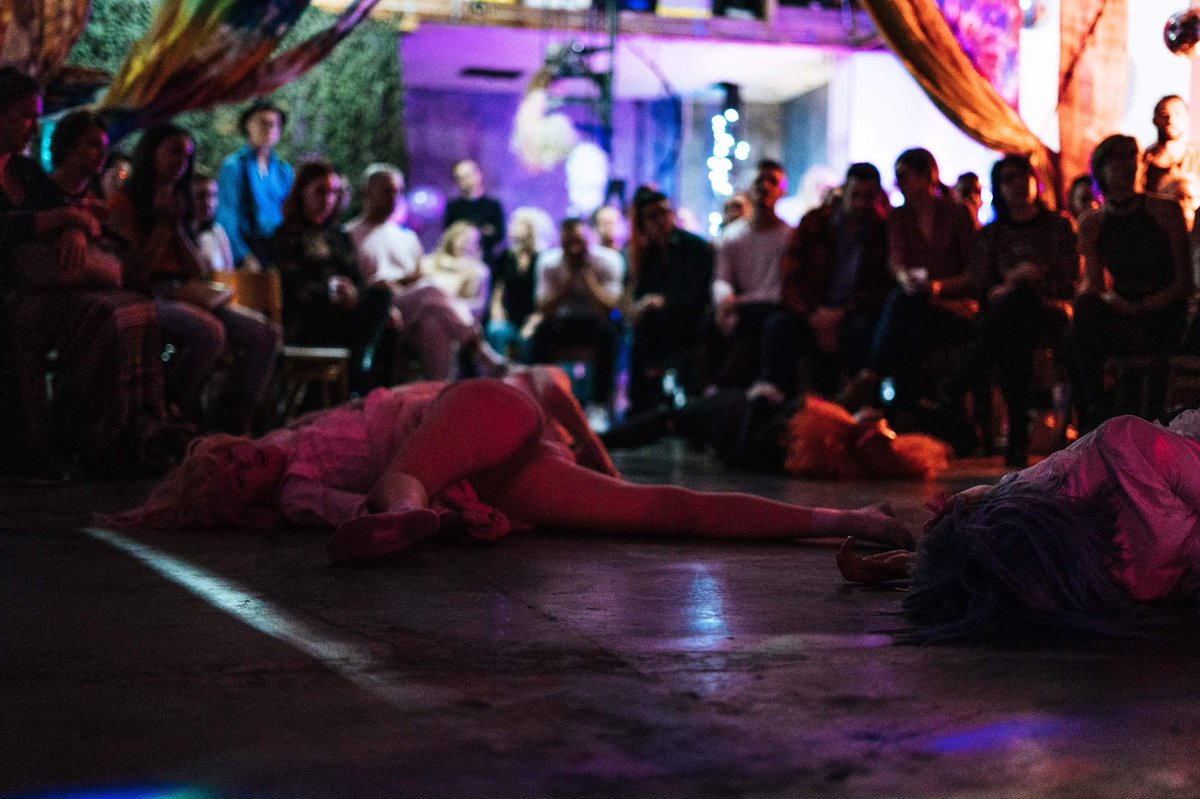 One show to go... 📸 by <a href="/oliverjohnworks/">Oliver.john Works</a>