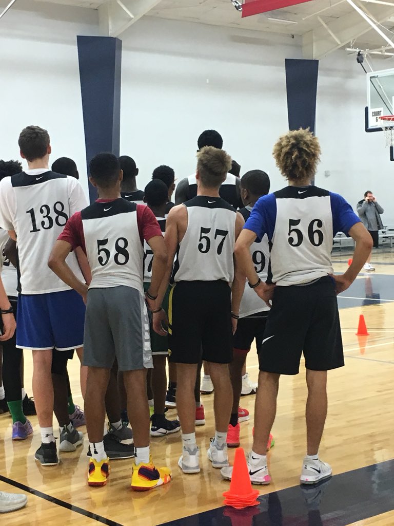 Nic_Darling's tweet photo. @DoctorDarling2 @JLEnterprises #puttinginthework #gettobusiness https://t.co/Dqr4wLEb7u