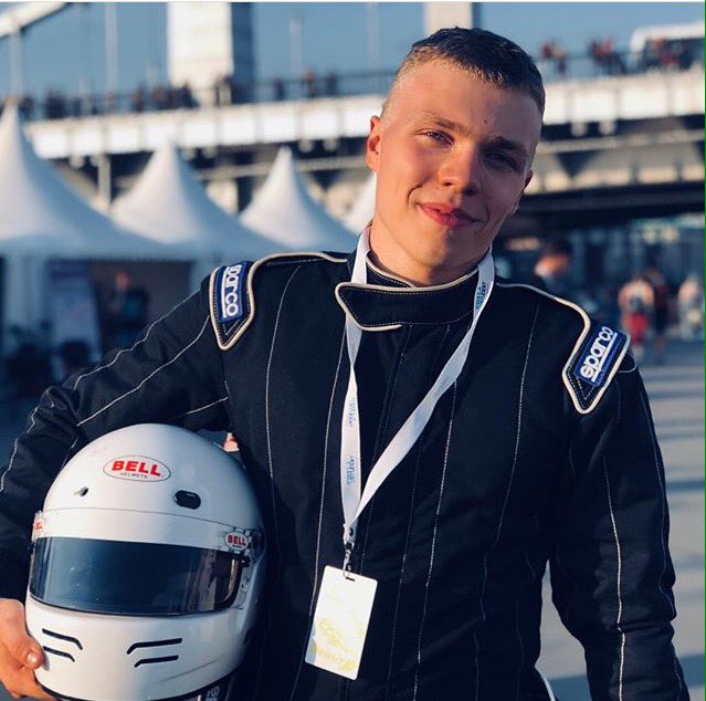 KisKis64's tweet photo. The bestest https://t.co/zwrIzUigk0