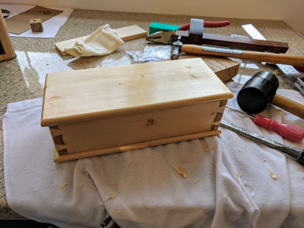 david_crozier's tweet photo. Finished a wee handmade wooden box for storing some bits and bobs in my garage. Just practicing a few techniques I haven't used in years. CRO1 #makersmark #dovetails #danishoil #pyrography #pine #No4Plane Thanks to @Paul_A_Sellers for inspiration https://t.co/TbMOBcQAuF
