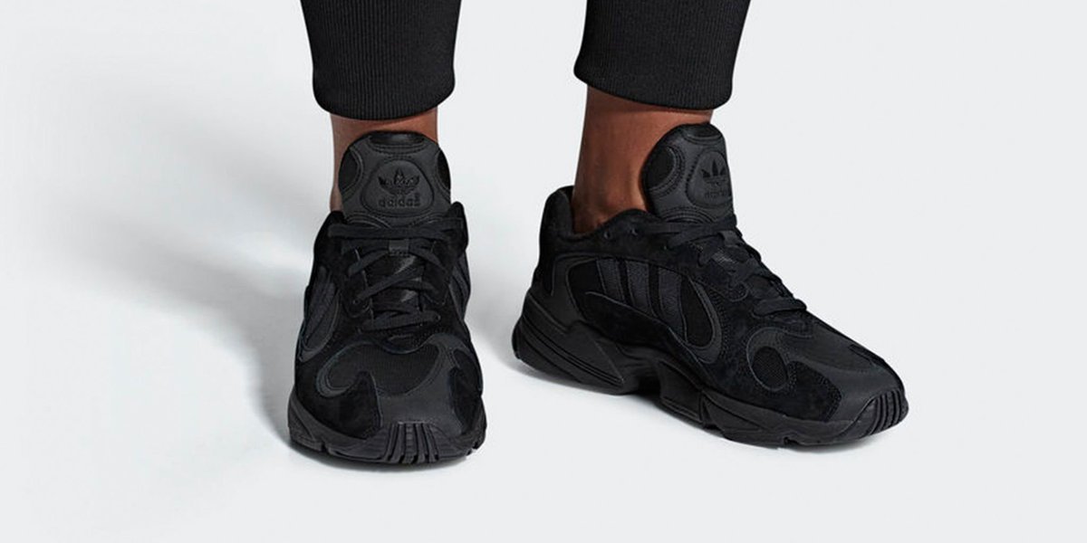 adidas yung 1 core black
