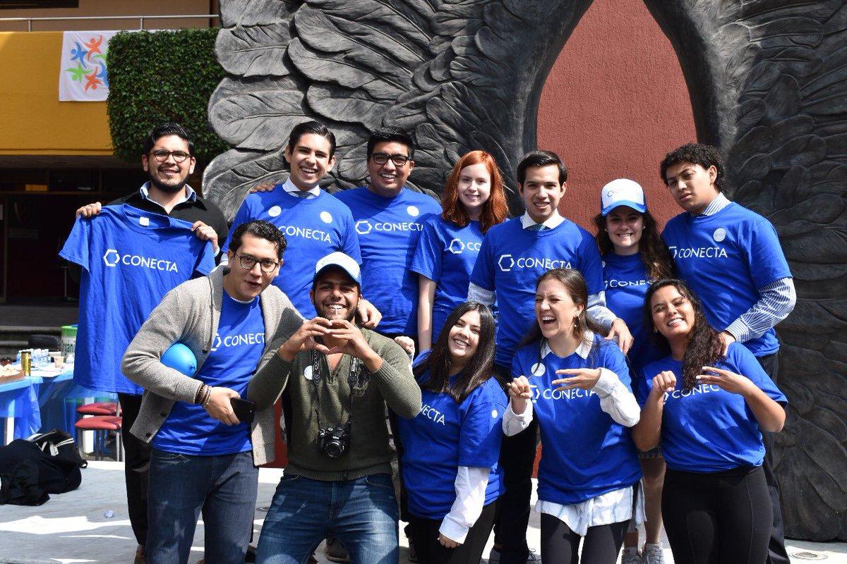 ConectaELD's tweet image. Conecta es un grupo de amigos, dando todo para tener una mejor Escuela. Además de impulsar mejores actividades.🔵🏆🥇✨