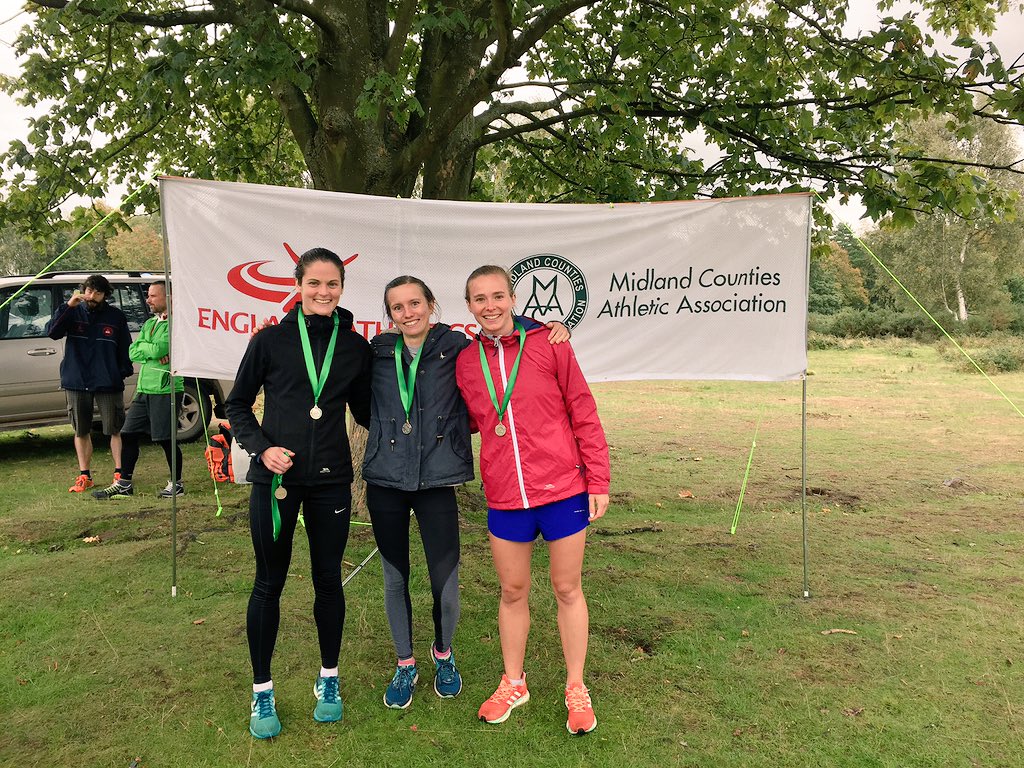 HannahPollak1's tweet photo. Wicked performance from all @bristolwestac women today in #midlandroadrelays with a nice bit of silverware to take home 😉🥈🏆🎽#amazingladies https://t.co/auY2Tkkk7E