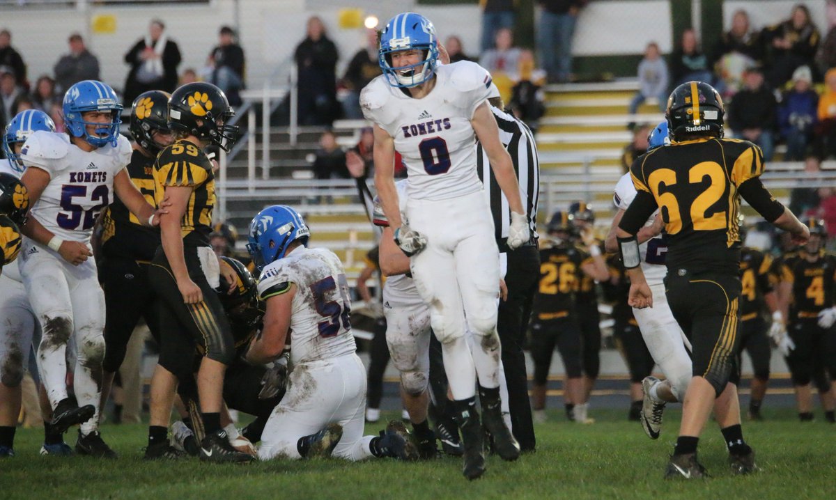 DCISports's tweet photo. Also want to point out that this strip-sack by Logan Bigelow in the first quarter got all kinds of awesome shots. @KMKoMetFootball https://t.co/lk0Pfl0c2g