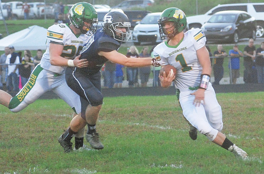 johngarcia6180's tweet photo. Hunter America
#DoddridgeCounty
#FridayFootballFever
ran for over 200 yds &
4 #Touchdown s in first half.
#America
I just wanted to "put the pads
back on" play a team & see if
we can win.
#PutThePadsOn ๐ All #America (n)
#BullDogs #WestVirginia
https://t.co/Ld93SNe73A https://t.co/NLiRaL3sH7