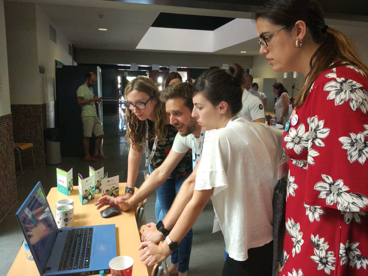 Aprendiendo sobre el uso de <a href="/genially_es/">Genially (Español)</a> en #InnoducationAlicante #recursos