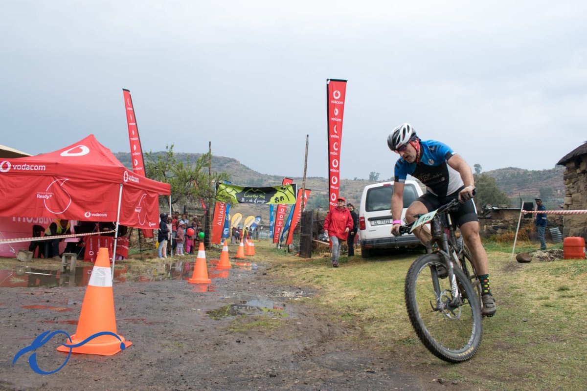 OsmiumLs's tweet photo. These are images of the competitors within the race and after sharing some pointers. #skycommunityday #osmiumls #lesothosky #blackmix #romatradingpost https://t.co/l0iuCFvZit