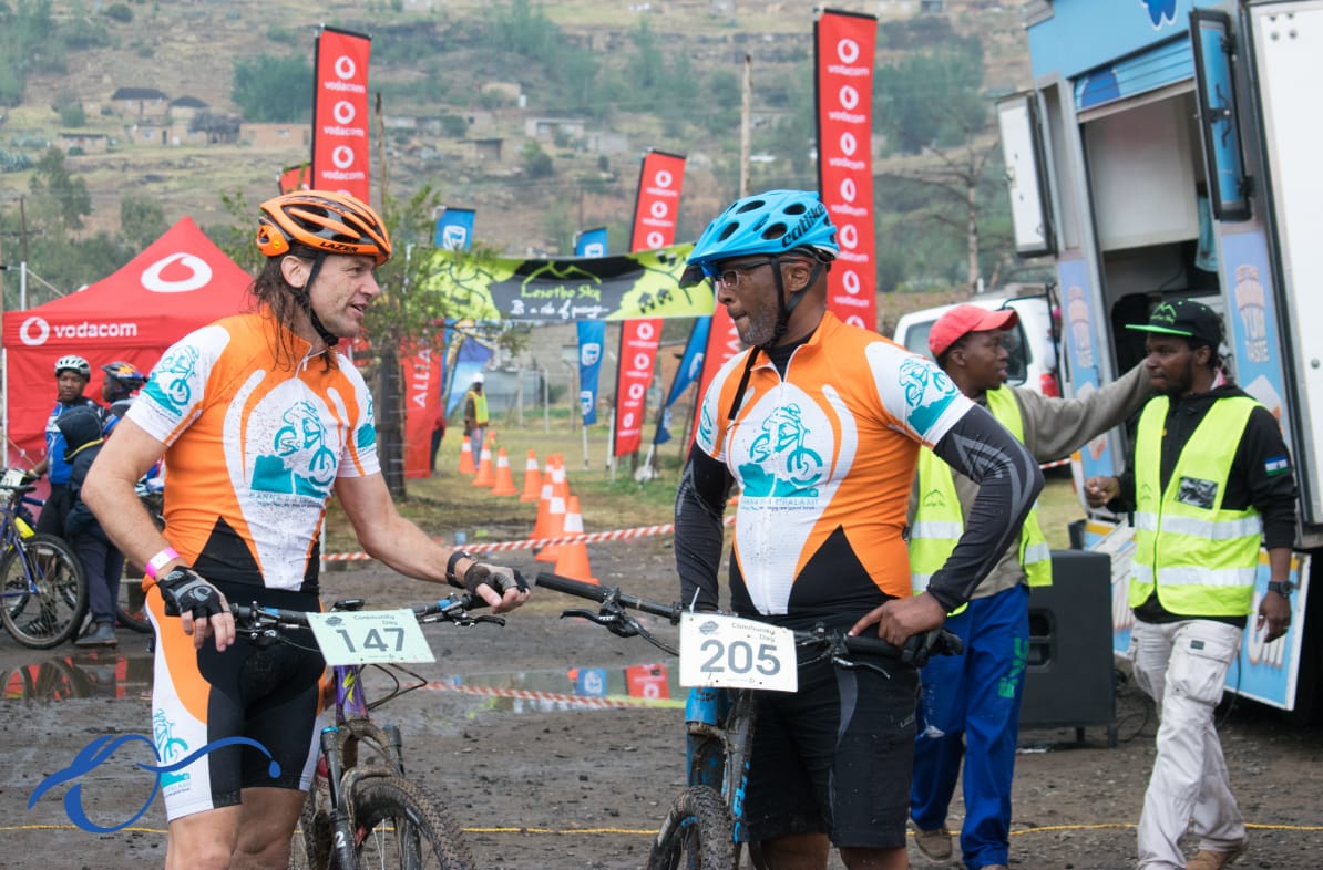OsmiumLs's tweet photo. These are images of the competitors within the race and after sharing some pointers. #skycommunityday #osmiumls #lesothosky #blackmix #romatradingpost https://t.co/l0iuCFvZit