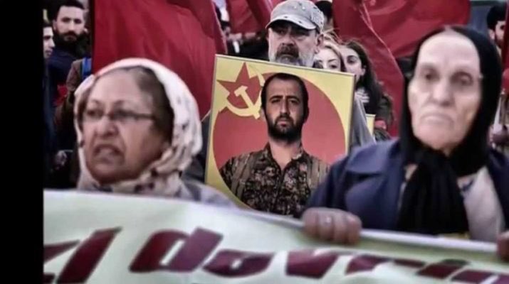 gazete_umut's tweet photo. BÖG: ”Dört Cephede Cenge Girenlerin İzinde “Aziz Güler Ölümsüzdür” https://t.co/FmCiV4dGwV https://t.co/CqhuvFK4wl