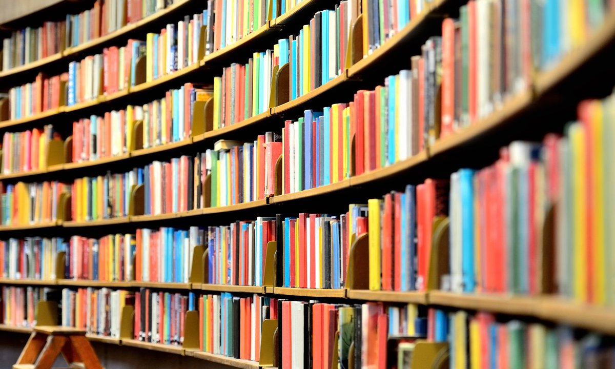 learnforjustice's tweet photo. Banned Books Week begins tomorrow! Books are sometimes challenged or banned because they are labeled as “unsuited” or “inappropriate” for certain audiences. This lesson gives students an opportunity to discuss those labels in depth. #BannedBooksWeek https://t.co/K0Y0OSEgJx https://t.co/OpH3qHHgQj