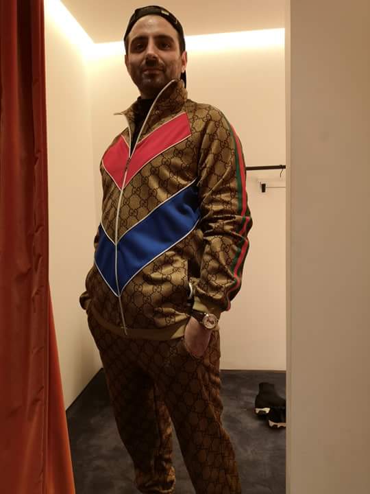 ChahineHicham's tweet photo. Daddy took me shopping today... 😂 #ALWAYSonTREND https://t.co/JH0UeOXr2x