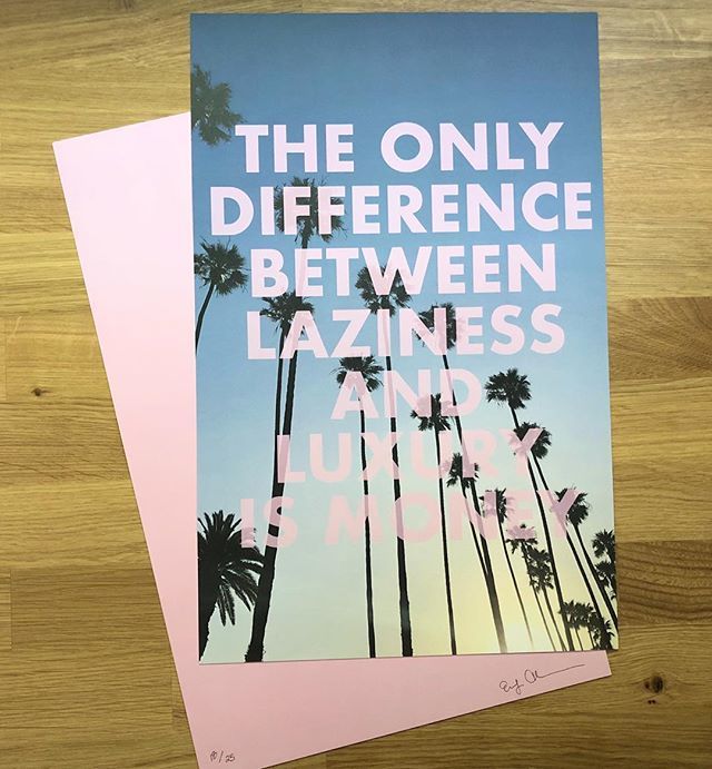 millyhoerdemann's tweet photo. My new #edition printed by LA’s @paperchasepress 🙌 Available at #theantiartfair #taaf presented by @elijah_wheat_showroom & @creativedebuts 🔜 during #frieze week
.
.
#elijahwheatshowroom #creativedebuts #emilyhoerdemann #print #edition #london #artfa… https://t.co/94cVfKgJf9 https://t.co/LW4unEdoBS