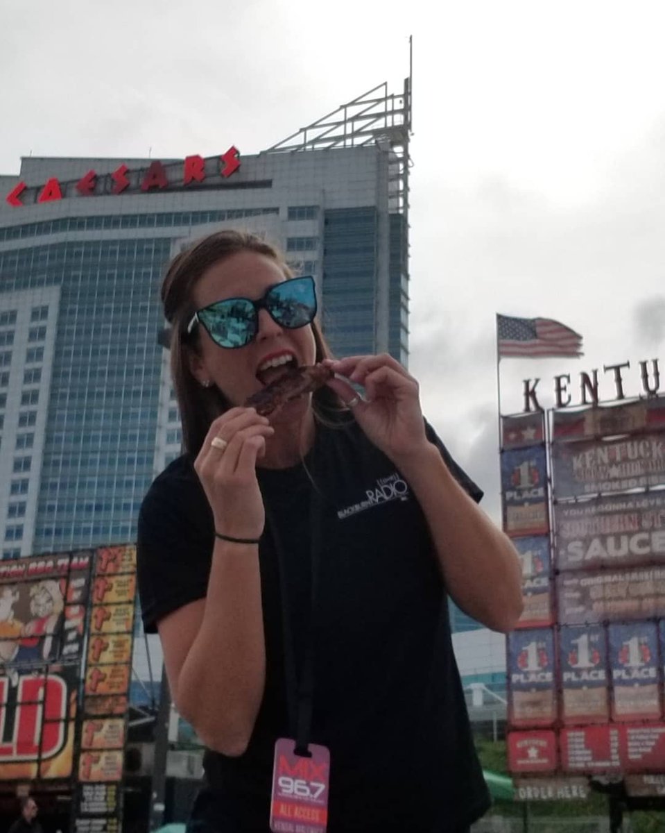 Northern Heat Rib Series: THIS WEEKEND 
Canada's Largest BBQ &amp; Craft Beer Tour. Bringing the BEST BBQ IN CANADA to 17 cities across Ontario! 
Check out the NEW Craft Beer Market. All at The Riverfront Festival Plaza
#HeatTheNorth
<a href="/HAWGSgoneWILD/">HawgsGoneWild</a>