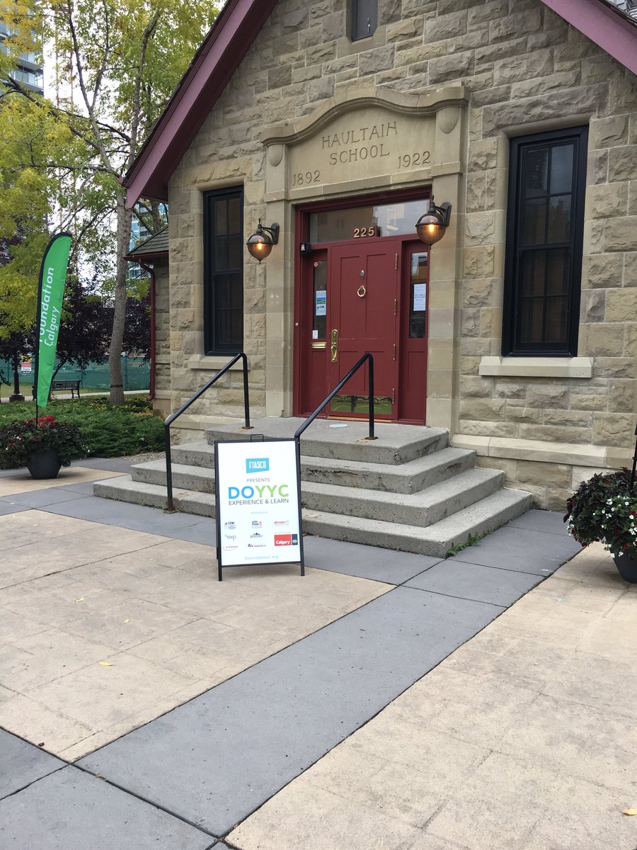 HeritageCalgary's tweet photo. We had a great day for #doorsopenyyc today! We even had two former students of Haultain School come through and one brought her report card! #DOYYC #DOYYC2018 https://t.co/c4OT4rAt4v