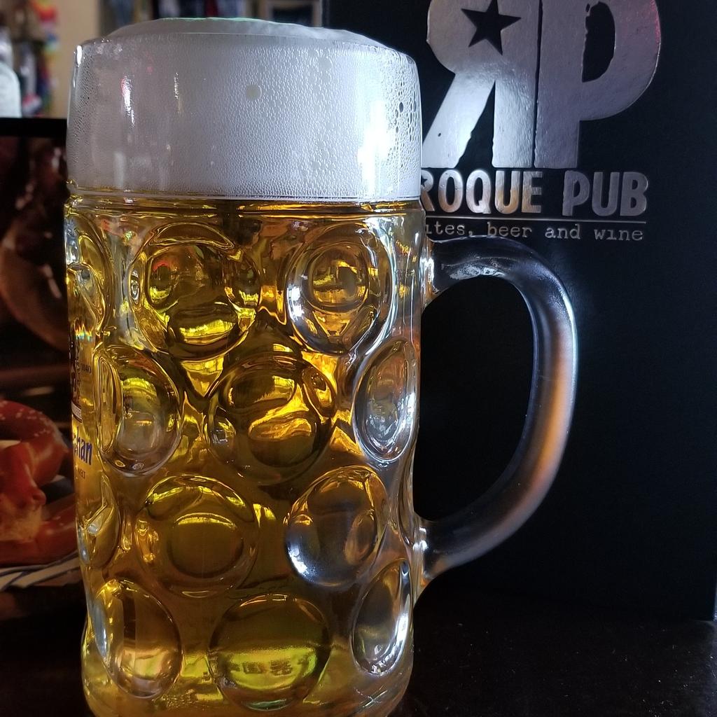 PrettyLilPints's tweet photo. FEST BEER BEST BEER https://t.co/maYlSKj9WY